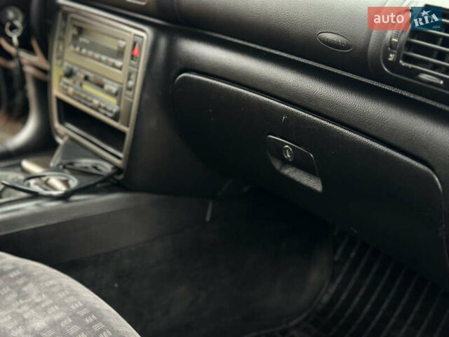 Зеленый Фольксваген Пассат, объемом двигателя 1.78 л и пробегом 334 тыс. км за 3150 $, фото 23 на Automoto.ua