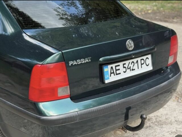 Фольксваген Пассат 1998 в Краматорске на Automoto.ua Зеленый Фольксваген Пассат, объемом двигателя 1.6 л и пробегом 415 тыс. км за 3400 $, фото 5 на Automoto.ua