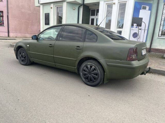 Зеленый Фольксваген Пассат, объемом двигателя 1.9 л и пробегом 320 тыс. км за 3000 $, фото 2 на Automoto.ua