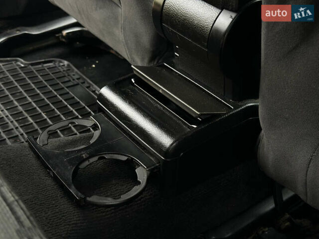 Зеленый Фольксваген Пассат, объемом двигателя 1.78 л и пробегом 334 тыс. км за 3150 $, фото 24 на Automoto.ua