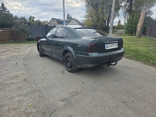 Фольксваген Пассат 1998 в Гостомель на Automoto.ua Зеленый Фольксваген Пассат, объемом двигателя 1.9 л и пробегом 278 тыс. км за 2700 $, фото 3 на Automoto.ua