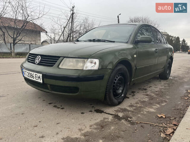 Зеленый Фольксваген Пассат, объемом двигателя 1.9 л и пробегом 323 тыс. км за 2700 $, фото 3 на Automoto.ua