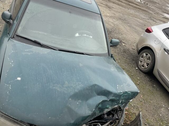 Зеленый Фольксваген Пассат, объемом двигателя 1.6 л и пробегом 3 тыс. км за 1000 $, фото 6 на Automoto.ua