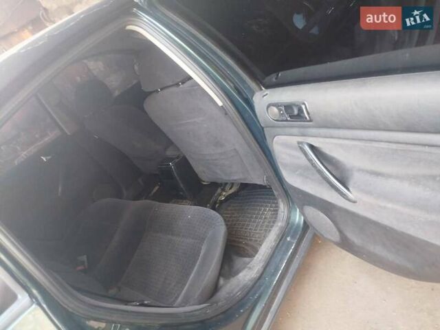 Зелений Фольксваген Пассат, об'ємом двигуна 1.9 л та пробігом 450 тис. км за 3300 $, фото 4 на Automoto.ua