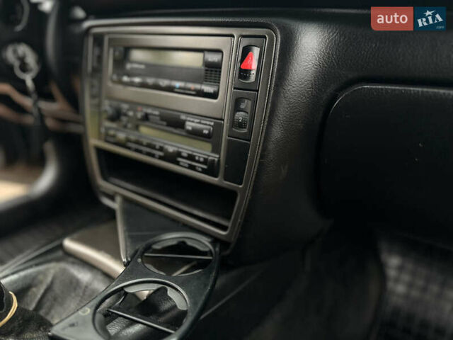 Зеленый Фольксваген Пассат, объемом двигателя 1.78 л и пробегом 334 тыс. км за 3150 $, фото 22 на Automoto.ua