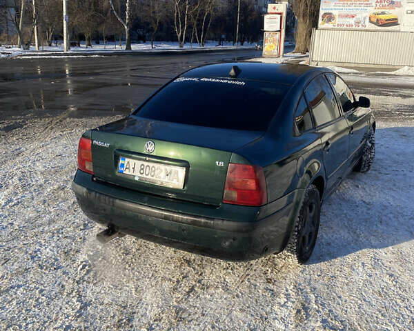 Зеленый Фольксваген Пассат, объемом двигателя 1.8 л и пробегом 350 тыс. км за 3999 $, фото 4 на Automoto.ua