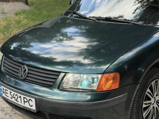 Фольксваген Пассат 1998 в Краматорске на Automoto.ua Зеленый Фольксваген Пассат, объемом двигателя 1.6 л и пробегом 415 тыс. км за 3400 $, фото 2 на Automoto.ua