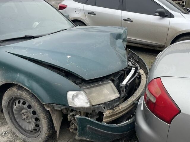 Зеленый Фольксваген Пассат, объемом двигателя 1.6 л и пробегом 3 тыс. км за 1000 $, фото 5 на Automoto.ua