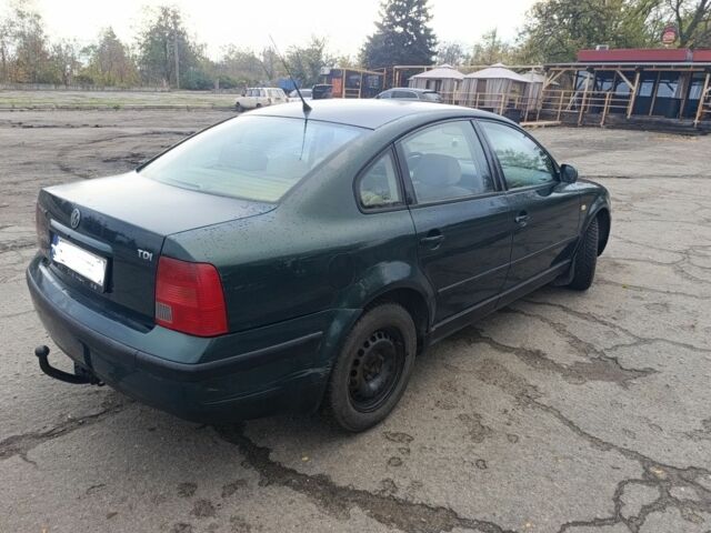 Зеленый Фольксваген Пассат, объемом двигателя 0 л и пробегом 386 тыс. км за 1966 $, фото 3 на Automoto.ua