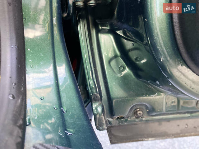 Зеленый Фольксваген Пассат, объемом двигателя 1.78 л и пробегом 375 тыс. км за 2650 $, фото 68 на Automoto.ua