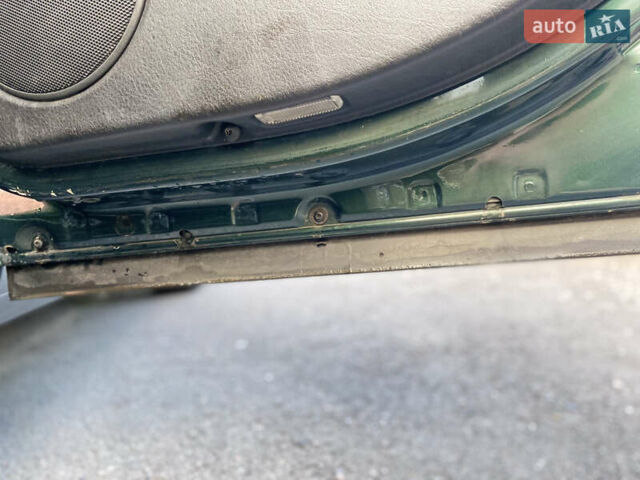 Зеленый Фольксваген Пассат, объемом двигателя 1.78 л и пробегом 375 тыс. км за 2650 $, фото 67 на Automoto.ua