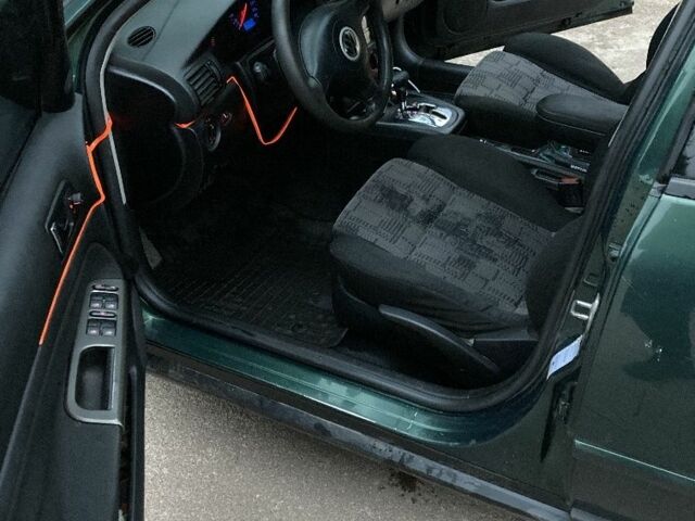 Зелений Фольксваген Пассат, об'ємом двигуна 0 л та пробігом 360 тис. км за 2150 $, фото 4 на Automoto.ua