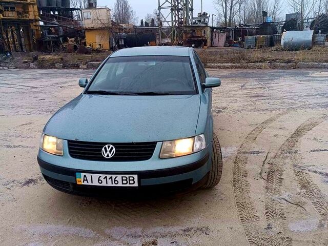 Зеленый Фольксваген Пассат, объемом двигателя 20 л и пробегом 400 тыс. км за 3500 $, фото 1 на Automoto.ua