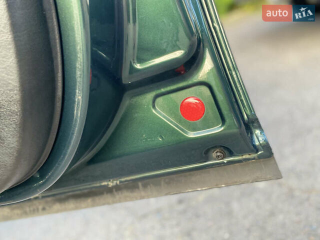 Зеленый Фольксваген Пассат, объемом двигателя 1.78 л и пробегом 375 тыс. км за 2650 $, фото 69 на Automoto.ua