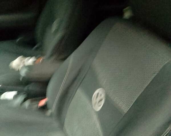 Зеленый Фольксваген Пассат, объемом двигателя 1.9 л и пробегом 467 тыс. км за 4100 $, фото 6 на Automoto.ua