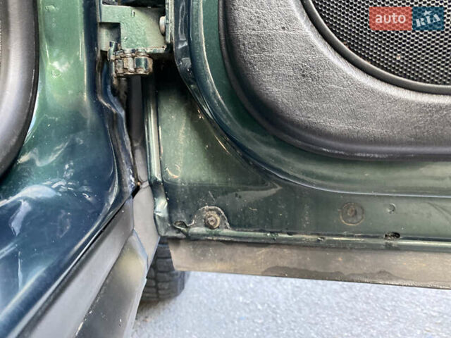 Зеленый Фольксваген Пассат, объемом двигателя 1.78 л и пробегом 375 тыс. км за 2650 $, фото 70 на Automoto.ua