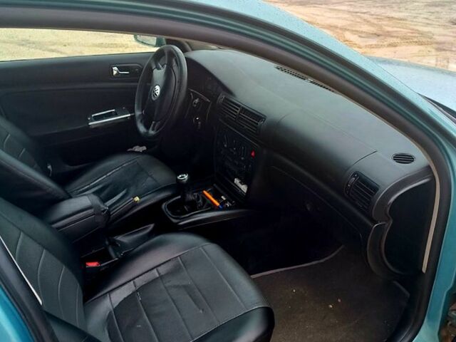 Зеленый Фольксваген Пассат, объемом двигателя 20 л и пробегом 400 тыс. км за 3500 $, фото 5 на Automoto.ua