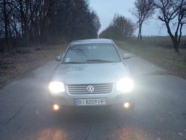 Зеленый Фольксваген Пассат, объемом двигателя 2 л и пробегом 312 тыс. км за 4020 $, фото 4 на Automoto.ua