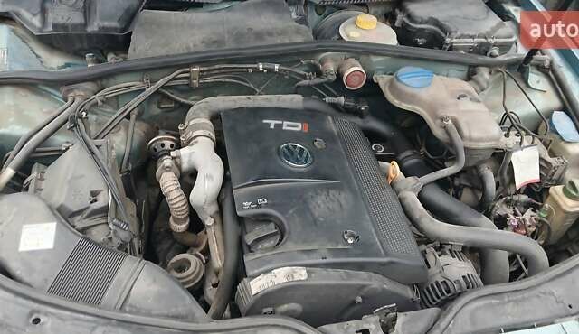 Зеленый Фольксваген Пассат, объемом двигателя 1.9 л и пробегом 340 тыс. км за 3800 $, фото 4 на Automoto.ua