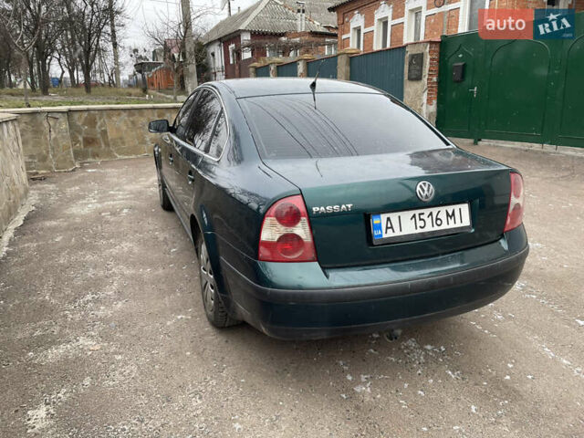 Зеленый Фольксваген Пассат, объемом двигателя 1.6 л и пробегом 235 тыс. км за 6500 $, фото 3 на Automoto.ua