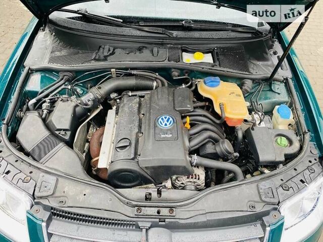 Зеленый Фольксваген Пассат, объемом двигателя 1.6 л и пробегом 249 тыс. км за 4100 $, фото 10 на Automoto.ua