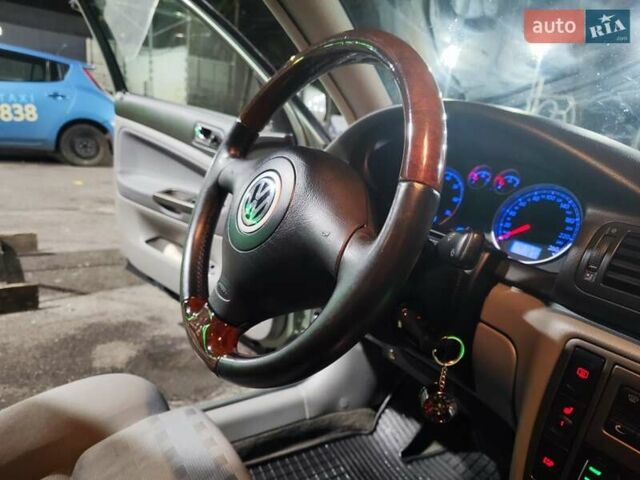 Зеленый Фольксваген Пассат, объемом двигателя 1.8 л и пробегом 210 тыс. км за 6700 $, фото 13 на Automoto.ua