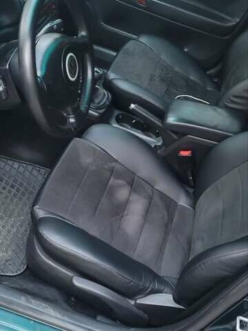 Зелений Фольксваген Пассат, об'ємом двигуна 1.8 л та пробігом 297 тис. км за 5400 $, фото 8 на Automoto.ua