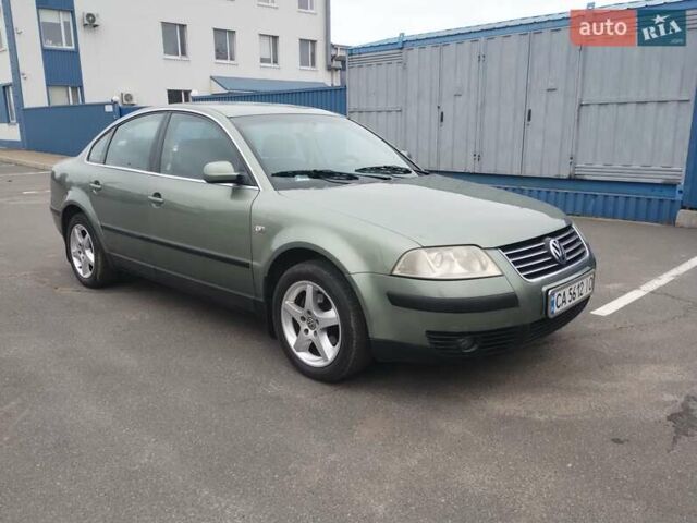 Зеленый Фольксваген Пассат, объемом двигателя 1.78 л и пробегом 266 тыс. км за 5000 $, фото 1 на Automoto.ua