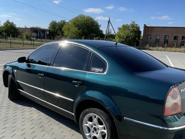 Зелений Фольксваген Пассат, об'ємом двигуна 1.8 л та пробігом 226 тис. км за 4500 $, фото 7 на Automoto.ua