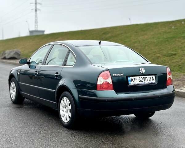 Зеленый Фольксваген Пассат, объемом двигателя 1.6 л и пробегом 329 тыс. км за 4600 $, фото 7 на Automoto.ua