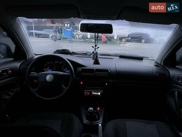 Зеленый Фольксваген Пассат, объемом двигателя 1.98 л и пробегом 300 тыс. км за 2850 $, фото 5 на Automoto.ua