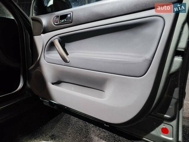 Зеленый Фольксваген Пассат, объемом двигателя 1.8 л и пробегом 210 тыс. км за 6700 $, фото 17 на Automoto.ua