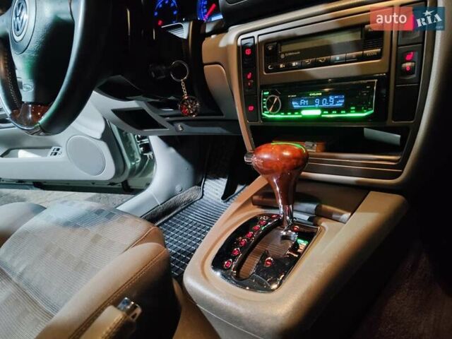 Зеленый Фольксваген Пассат, объемом двигателя 1.8 л и пробегом 210 тыс. км за 6700 $, фото 24 на Automoto.ua