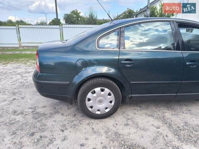 Зеленый Фольксваген Пассат, объемом двигателя 1.78 л и пробегом 290 тыс. км за 3700 $, фото 4 на Automoto.ua