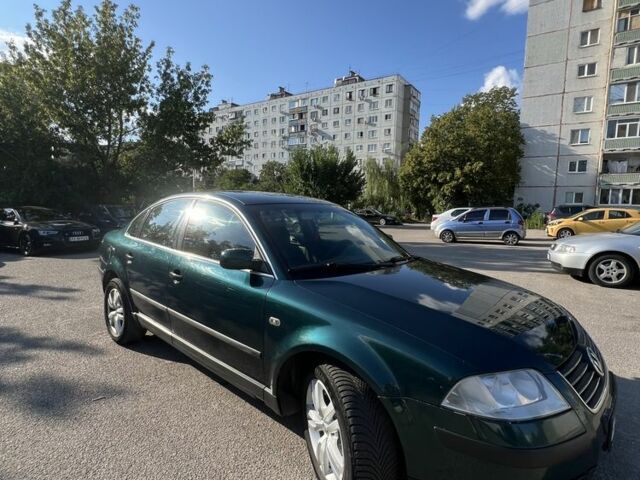 Зеленый Фольксваген Пассат, объемом двигателя 1.8 л и пробегом 382 тыс. км за 3600 $, фото 5 на Automoto.ua