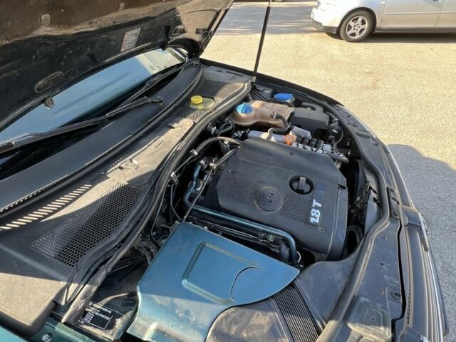 Зеленый Фольксваген Пассат, объемом двигателя 1.8 л и пробегом 382 тыс. км за 3600 $, фото 23 на Automoto.ua