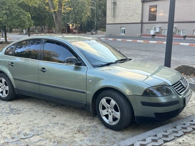 Зелений Фольксваген Пассат, об'ємом двигуна 1.8 л та пробігом 401 тис. км за 4550 $, фото 4 на Automoto.ua