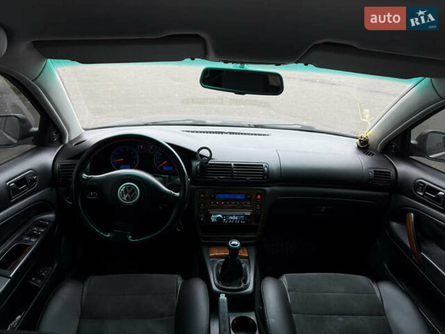 Зелений Фольксваген Пассат, об'ємом двигуна 1.8 л та пробігом 285 тис. км за 4499 $, фото 11 на Automoto.ua