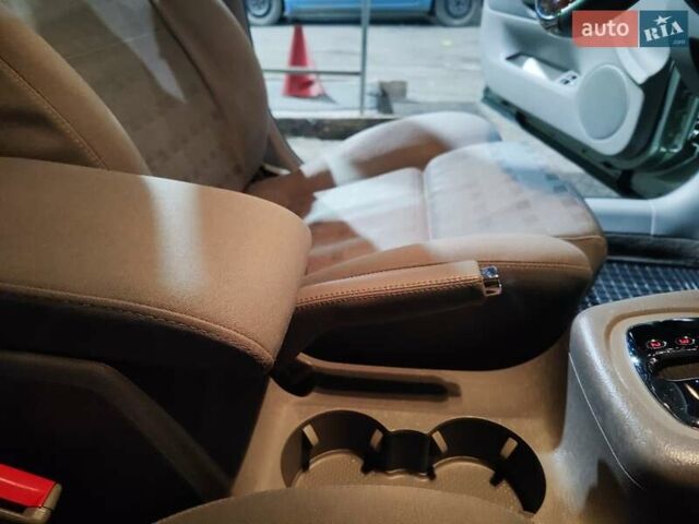 Зеленый Фольксваген Пассат, объемом двигателя 1.8 л и пробегом 210 тыс. км за 6700 $, фото 23 на Automoto.ua