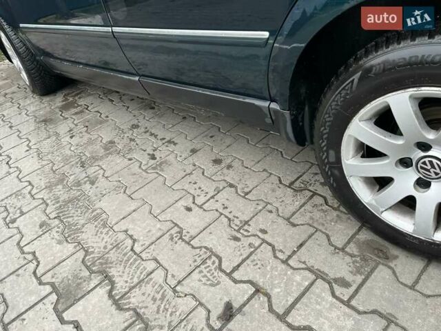 Зеленый Фольксваген Пассат, объемом двигателя 1.78 л и пробегом 250 тыс. км за 4550 $, фото 4 на Automoto.ua