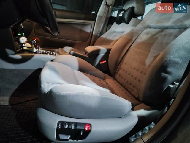 Зеленый Фольксваген Пассат, объемом двигателя 1.8 л и пробегом 210 тыс. км за 6700 $, фото 14 на Automoto.ua