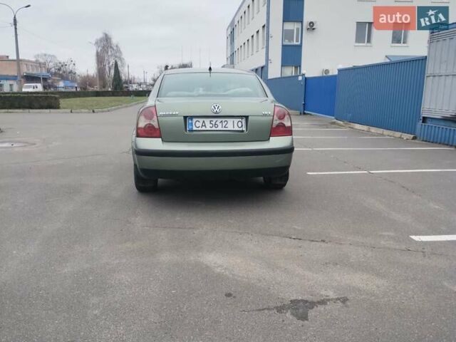 Зеленый Фольксваген Пассат, объемом двигателя 1.78 л и пробегом 266 тыс. км за 5000 $, фото 9 на Automoto.ua