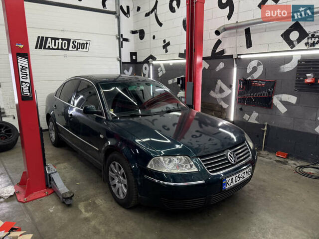 Зелений Фольксваген Пассат, об'ємом двигуна 1.8 л та пробігом 285 тис. км за 4499 $, фото 1 на Automoto.ua