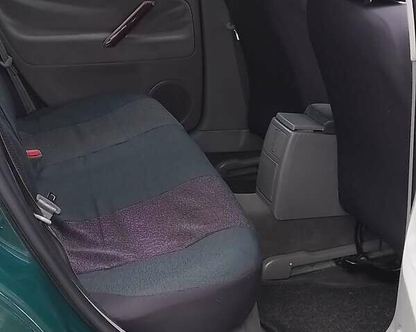 Зелений Фольксваген Пассат, об'ємом двигуна 1.78 л та пробігом 245 тис. км за 4200 $, фото 11 на Automoto.ua