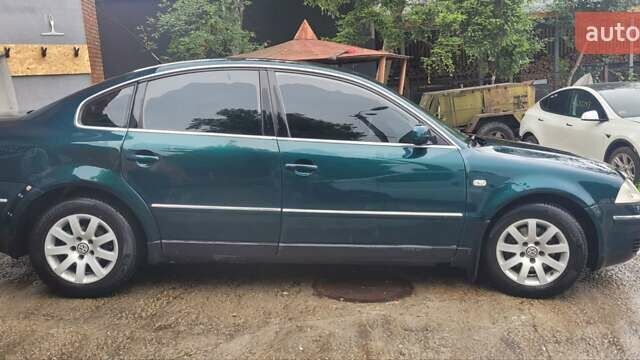 Зелений Фольксваген Пассат, об'ємом двигуна 1.8 л та пробігом 297 тис. км за 5400 $, фото 14 на Automoto.ua