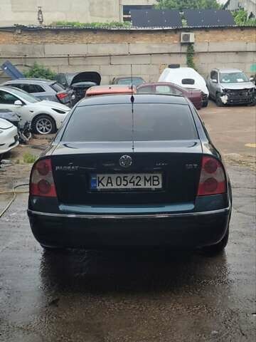 Зелений Фольксваген Пассат, об'ємом двигуна 1.8 л та пробігом 297 тис. км за 5400 $, фото 11 на Automoto.ua