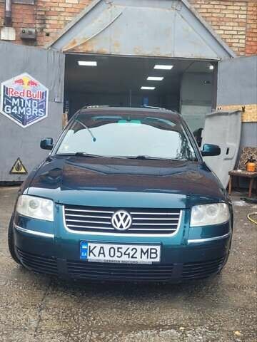 Зелений Фольксваген Пассат, об'ємом двигуна 1.8 л та пробігом 297 тис. км за 5400 $, фото 2 на Automoto.ua