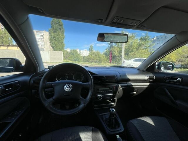 Зеленый Фольксваген Пассат, объемом двигателя 1.8 л и пробегом 382 тыс. км за 3600 $, фото 18 на Automoto.ua