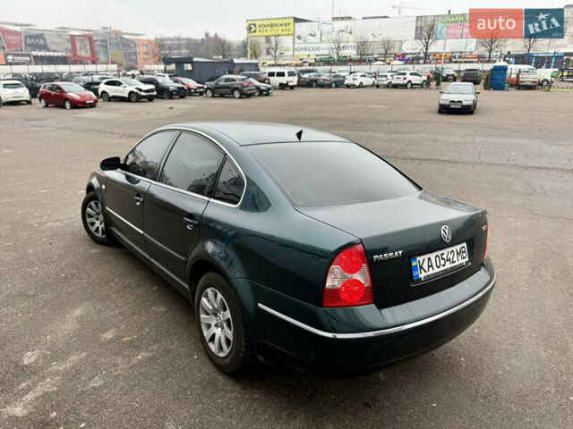 Зелений Фольксваген Пассат, об'ємом двигуна 1.8 л та пробігом 285 тис. км за 4499 $, фото 3 на Automoto.ua