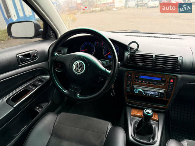 Зелений Фольксваген Пассат, об'ємом двигуна 1.8 л та пробігом 285 тис. км за 4499 $, фото 9 на Automoto.ua